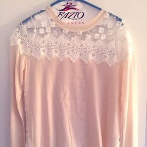 Eli Tahari Lightweight White and Cream Sweater